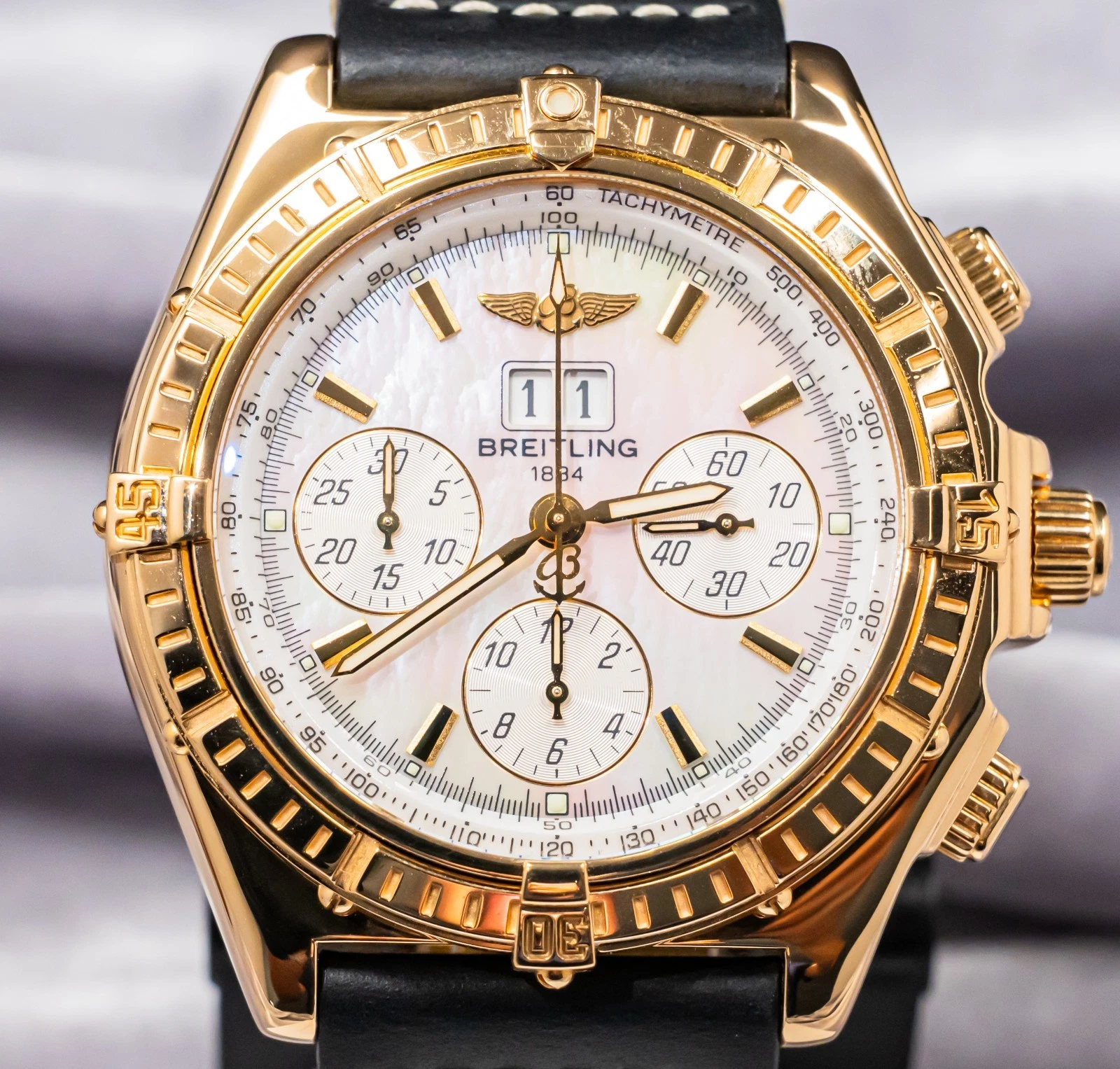 Breitling Crosswind Special 44 mm Yellow Gold Mother of Pearl